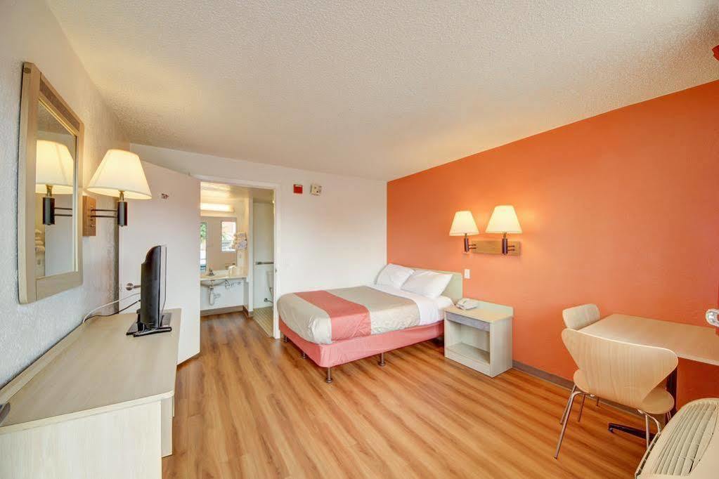Red Roof Inn San Antonio Northeast - Rittiman Rd Kültér fotó
